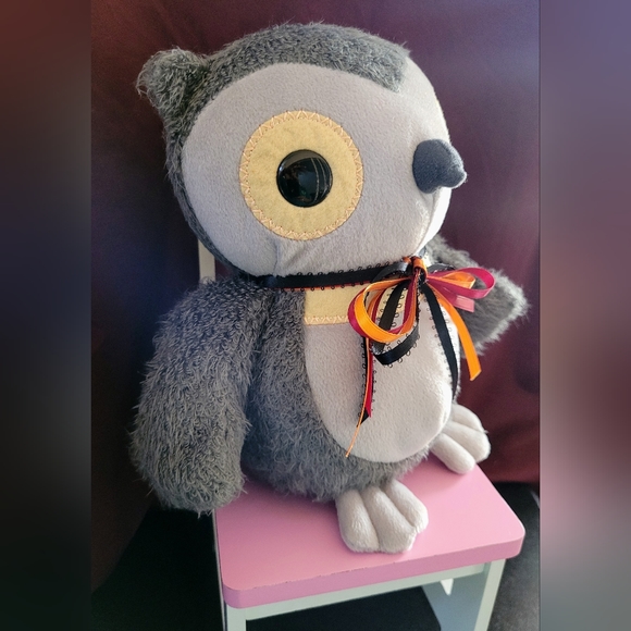 Gray Owl Aesops Fables 9.5" Plush Kohl's Cares 2012 Stuffed Animal Toy - Picture 6 of 6